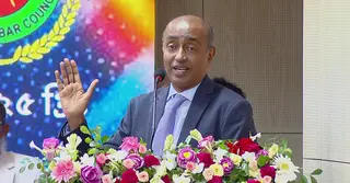‘দুর্নীতির বিরুদ্ধে জিরো টলারেন্স থাকলে আইন পেশার প্রতি মানুষের শ্রদ্ধা ফিরে আসবে’